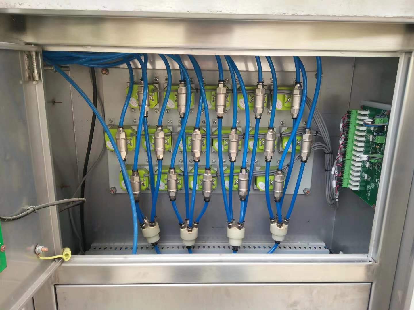 1792219789906394.jpg